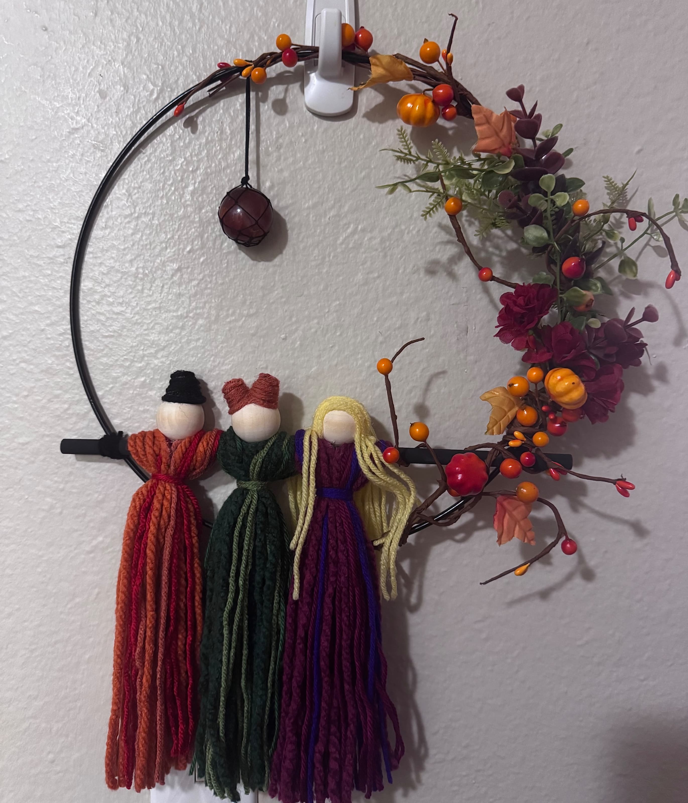 Sanderson Sister Wreath